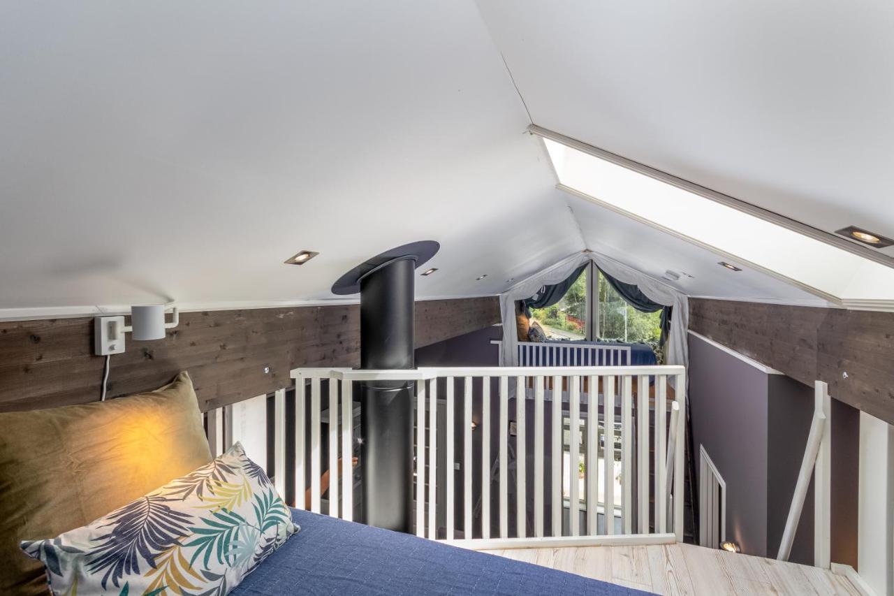 Panoramic Terrace, Huge Rain Shower And Cosy Lofts Flåm Extérieur photo